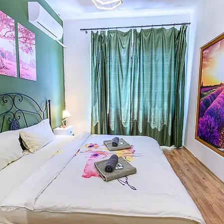 Center Relax, Ndk & Vitosha Str, Free Secured Parking Апартамент